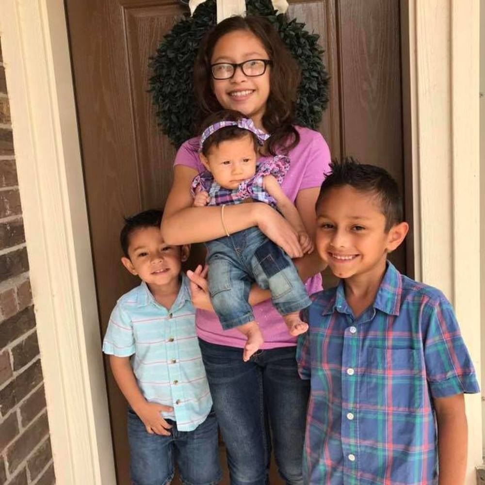 Meet your Posher, Angela